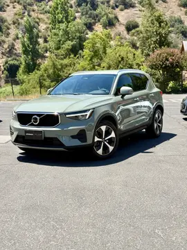 Volvo XC40 B4 Plus usado (2024) color Verde Sage precio $35.490.000