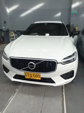 Volvo XC60 T5 R-Design usado (2020) color Blanco precio $167.800.000