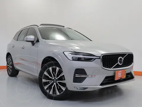 Volvo XC60 B6 Plus usado (2023) color Plata Brillante financiado en cuotas(cuota inicial $20.000.000 cuotas desde $3.000.000)