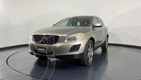 Volvo XC60 2.0L T Addition usado (2012) color Dorado precio $204,999