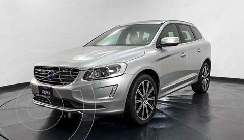 Volvo XC60 2.0L T Kinetic usado (2014) color Gris precio $269,999