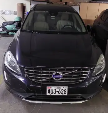 Volvo XC60 T5 Momentum AWD usado (2017) color Azul precio u$s23,500