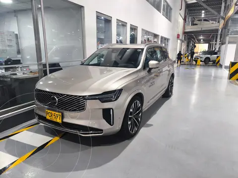 Volvo XC90 Recharge Ultimate T8 usado (2025) color Bronce precio $445.000.000