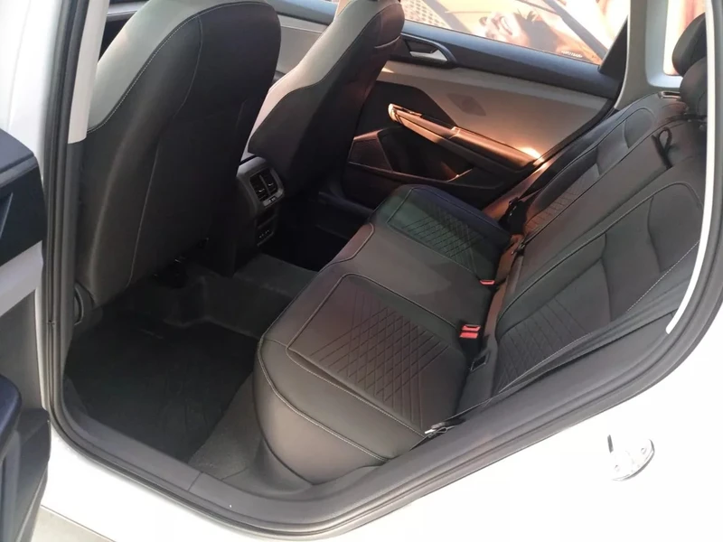 Volkswagen Taos