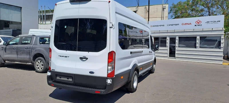 Ford Transit Bus