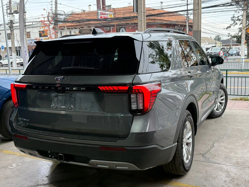 Ford Explorer