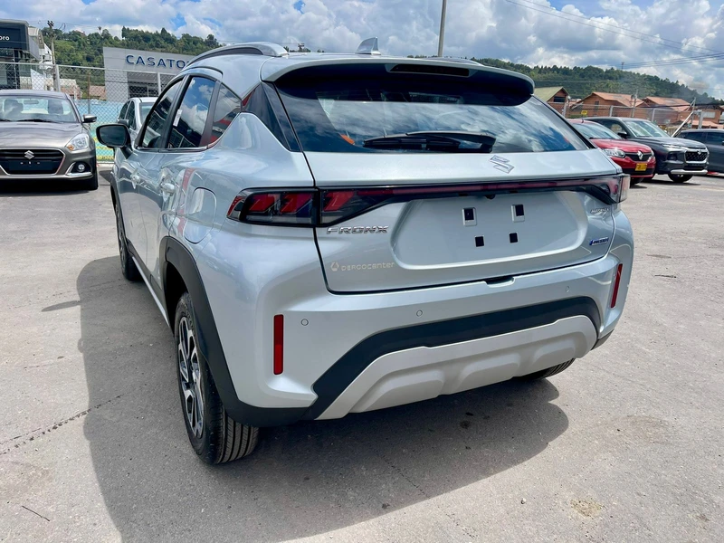 Suzuki Fronx Híbrida