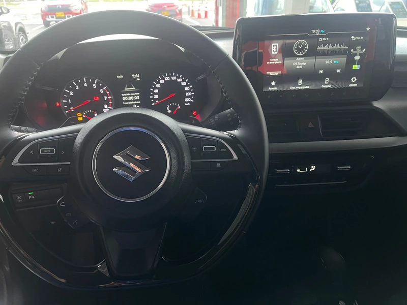 Suzuki Swift Híbrido