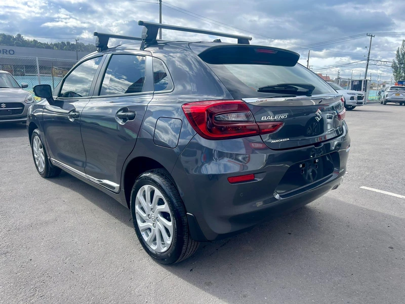 Suzuki Baleno Cross