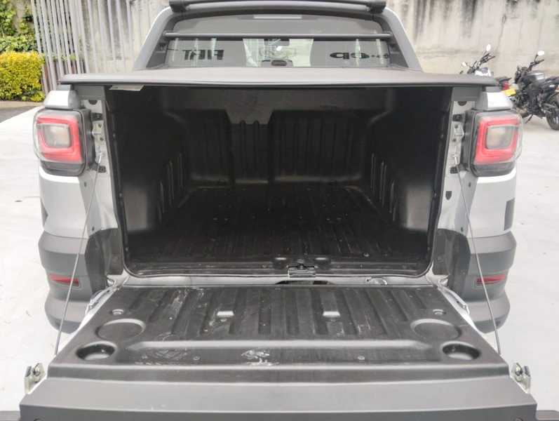 RAM 700
