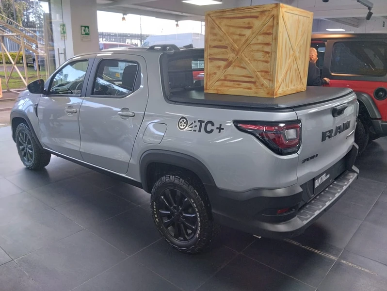 RAM 700