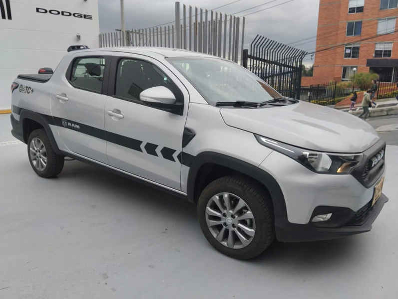 RAM 700