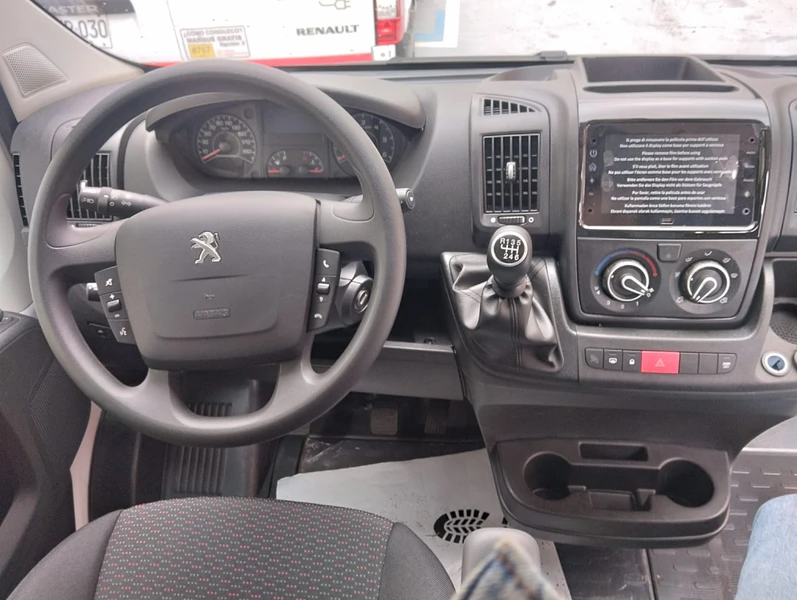 Peugeot Boxer Cargo